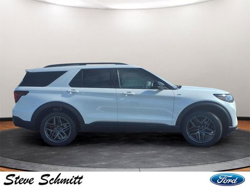 New 2026 Ford Explorer ST-Line image 29