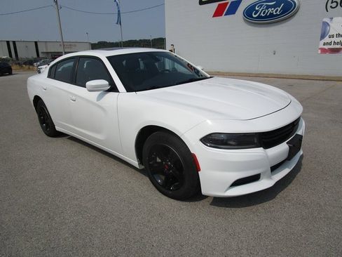 Used 2022 Dodge Charger SXT w/ Leather Interior Group image 6