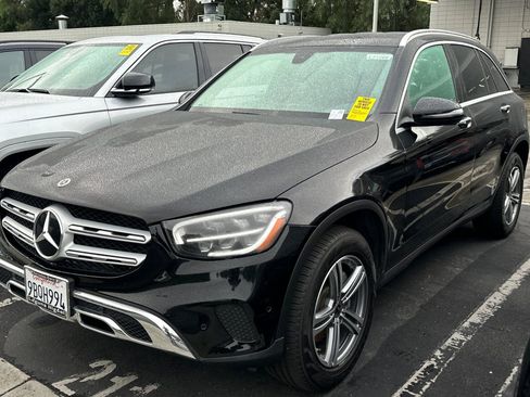 Used 2021 Mercedes-Benz GLC 300 image 2