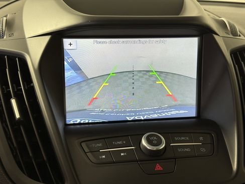 Certified 2019 Ford Escape SE FWD image 20