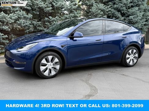Used 2023 Tesla Model Y Long Range AWD/4WD image 1