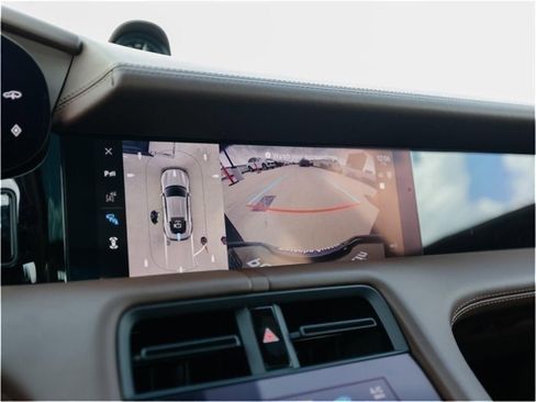 New 2025 Porsche Taycan Turbo image 19