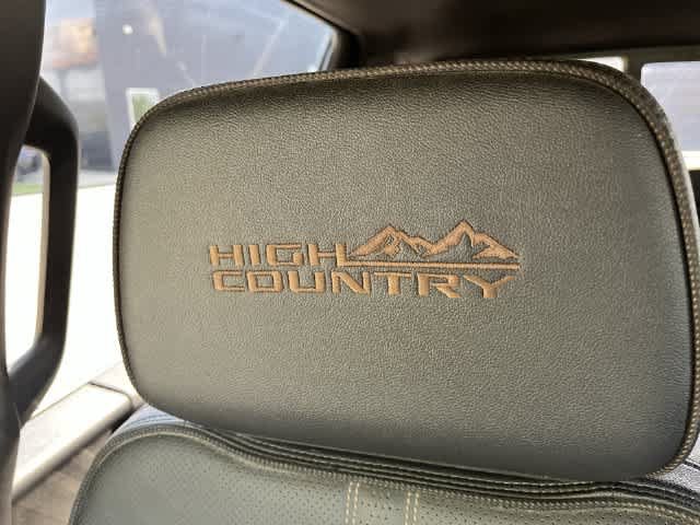 Used 2024 Chevrolet Silverado 2500 High Country w/ High Country Premium Package AWD/4WD image 35