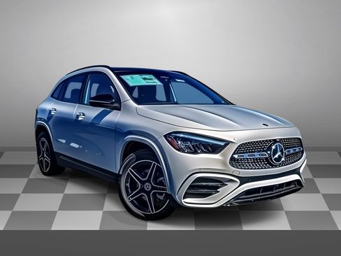 New 2025 Mercedes-Benz GLA 250 4MATIC image 1