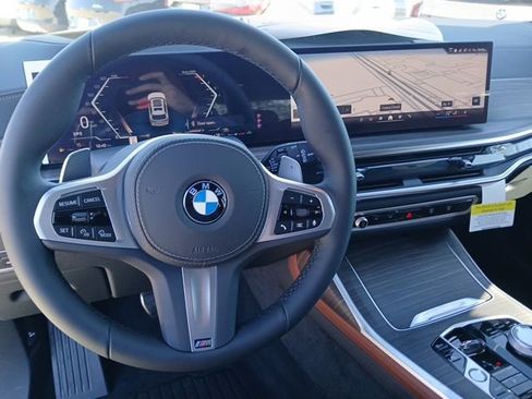 New 2026 BMW X7 xDrive40i AWD/4WD image 22