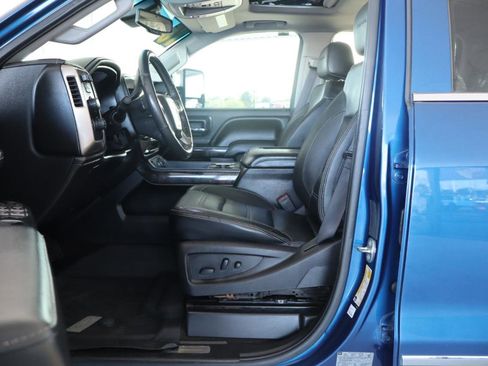 Used 2016 GMC Sierra 3500 Denali w/ Duramax Plus Package AWD/4WD image 16