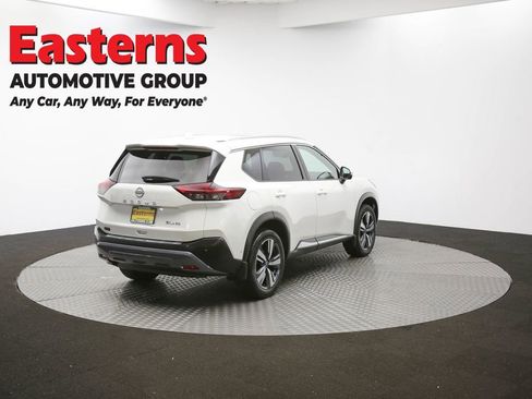 Used 2022 Nissan Rogue SL w/ SL Premium Package image 41