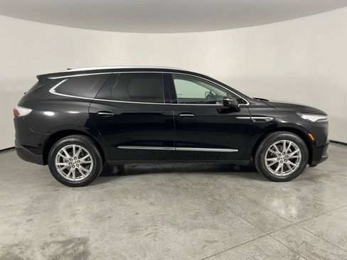 Certified 2023 Buick Enclave Essence w/ Experience Buick Package FWD image 9