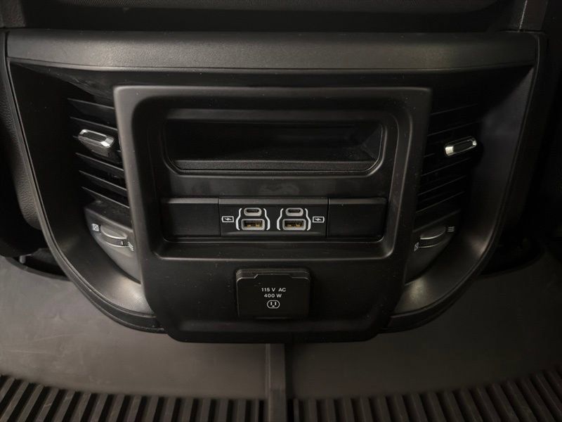 Used 2022 RAM 1500 Big Horn AWD/4WD image 14
