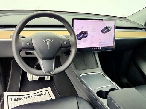 Used 2022 Tesla Model Y Performance AWD/4WD image 12