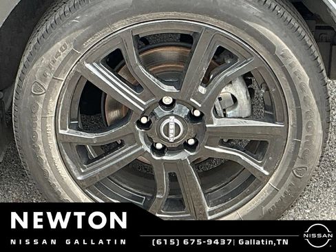 Used 2024 Nissan Kicks SR w/ SR Premium Package FWD image 20