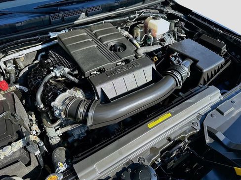 Certified 2024 Nissan Frontier SV w/ Technology Package image 31