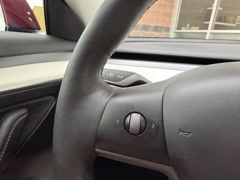 Used 2022 Tesla Model 3 Performance image 30