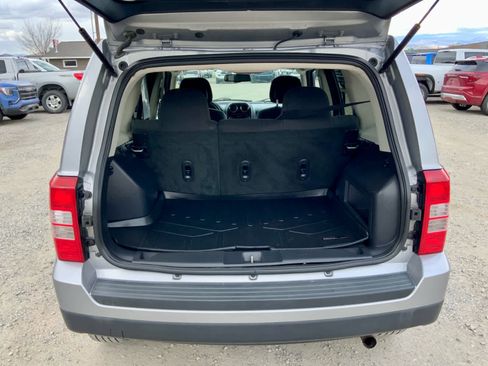 Used 2016 Jeep Patriot Sport w/ Power Value Group image 20