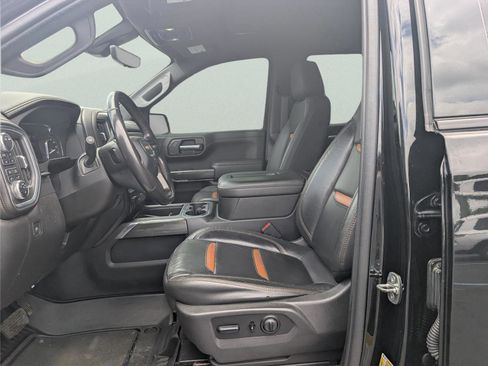 Used 2021 GMC Sierra 1500 AT4 w/ AT4 Value Package AWD/4WD image 11