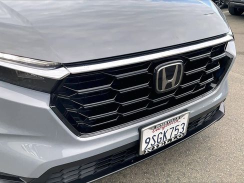 Used 2025 Honda CR-V EX image 32