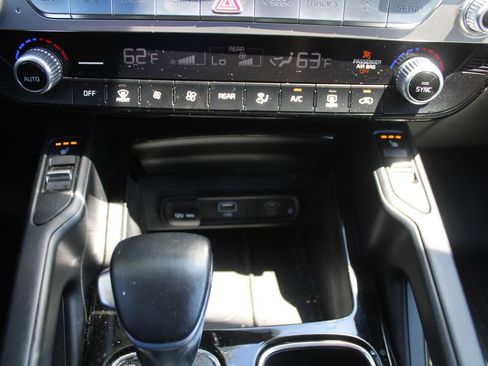 Used 2023 Kia Telluride S w/ S Sunroof Package AWD/4WD image 37