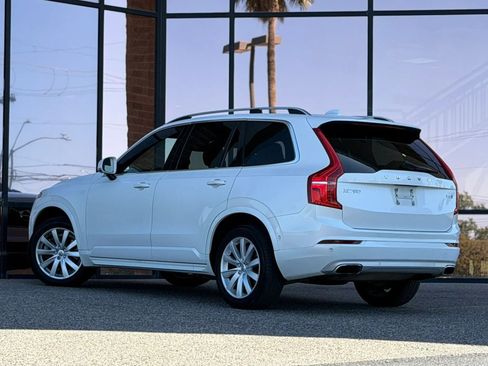 Used 2016 Volvo XC90 T6 Momentum w/ Momentum Plus Package AWD/4WD image 9