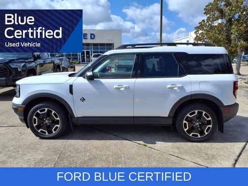 Certified 2023 Ford Bronco Sport Outer Banks w/ Tech Package AWD/4WD image 3
