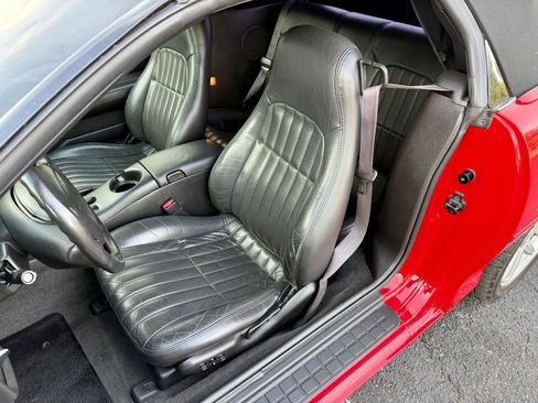 Used 2000 Chevrolet Camaro Z28 w/ SS Performance/Appearance Pkg image 39