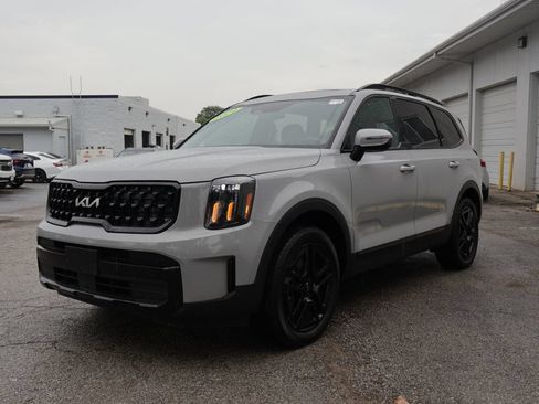 Certified 2024 Kia Telluride EX X-Line AWD/4WD image 3