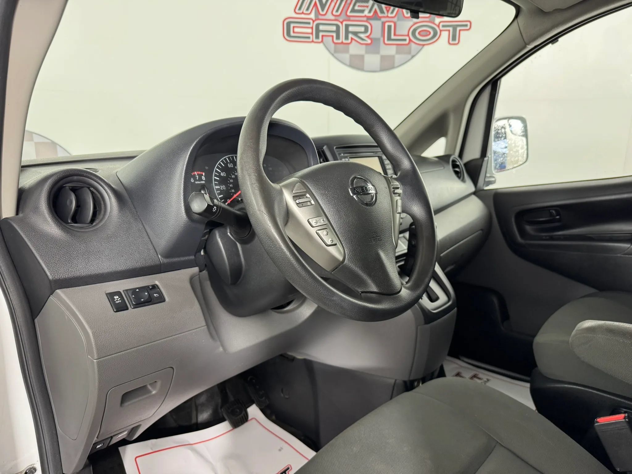 Used 2018 Nissan NV200 SV w/ Navigation Package FWD image 10