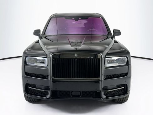 Certified 2022 Rolls-Royce Cullinan Black Badge w/ Dark Exterior Package AWD/4WD image 2