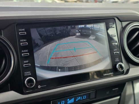 Used 2022 Toyota Tacoma TRD Off-Road w/ Technology Package image 36