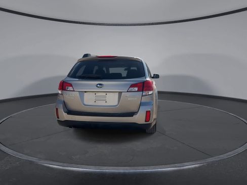 Used 2014 Subaru Outback 2.5i Premium w/ Moonroof Package image 7