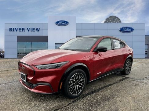 Used 2024 Ford Mustang Mach-E Premium image 3