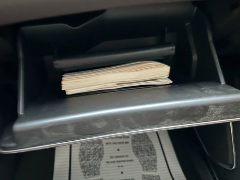 Used 2016 GMC Yukon Denali w/ Open Road Package image 37