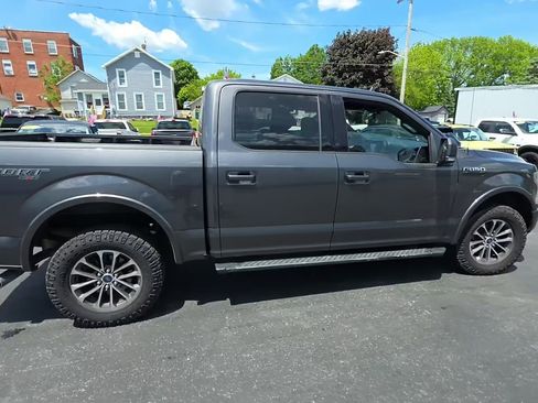 Used 2018 Ford F150 XLT w/ Equipment Group 302A Luxury AWD/4WD image 4