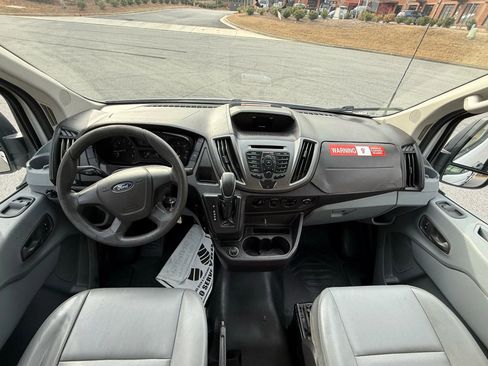 Used 2019 Ford Transit 150 148 Medium Roof image 10