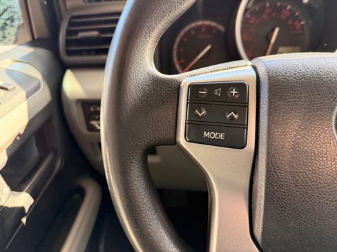 Used 2010 Toyota 4Runner SR5 image 20