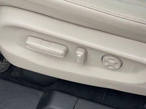 Certified 2025 Honda Odyssey EX-L image 13