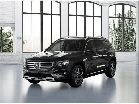 Used 2026 Mercedes-Benz GLB 250 4MATIC image 40
