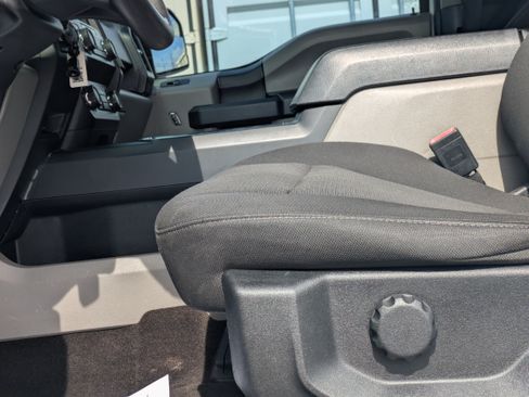 Used 2019 Ford F150 XL w/ Equipment Group 101A Mid AWD/4WD image 23