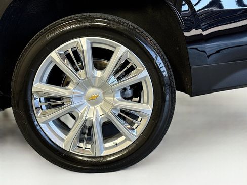 Used 2022 Chevrolet Tahoe High Country image 32