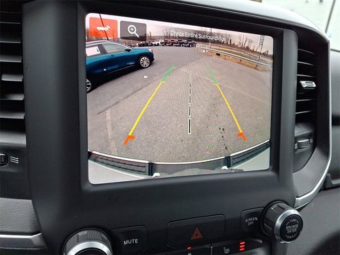 Used 2023 RAM 1500 Big Horn image 4