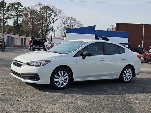 Used 2020 Subaru Impreza 2.0i image 3