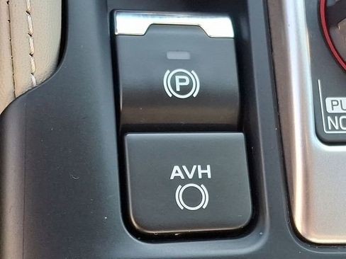 Certified 2023 Subaru Forester Limited AWD/4WD image 26