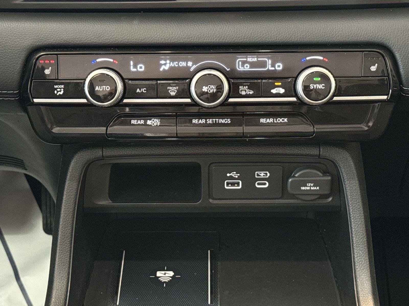 Used 2025 Honda Pilot EX-L image 16
