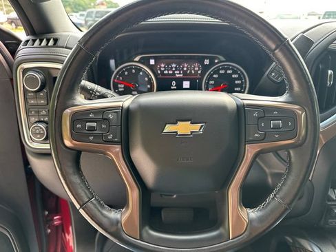 Used 2019 Chevrolet Silverado 1500 High Country w/ Technology Package AWD/4WD image 29