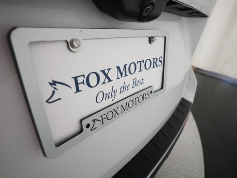 Used 2022 Ford Explorer XLT AWD/4WD image 37
