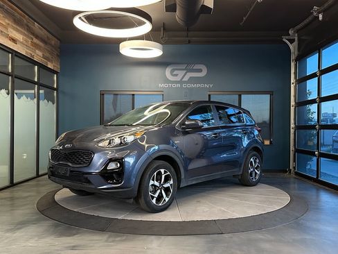 Used 2020 Kia Sportage LX AWD/4WD image 7