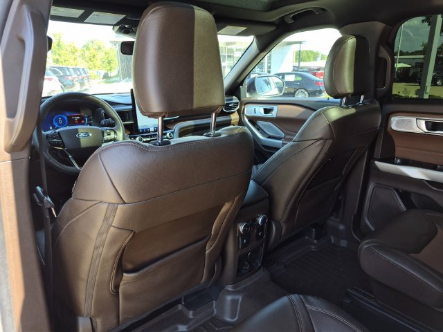 Used 2022 Ford Explorer King Ranch w/ Class IV Trailer Tow Package AWD/4WD image 19