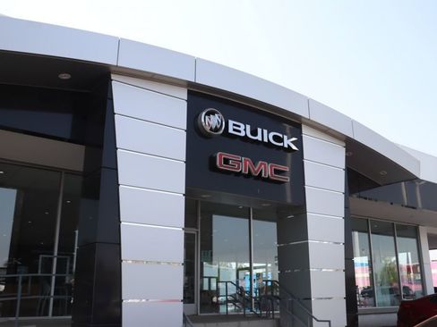 New 2026 GMC Canyon Elevation w/ Convenience Package image 24