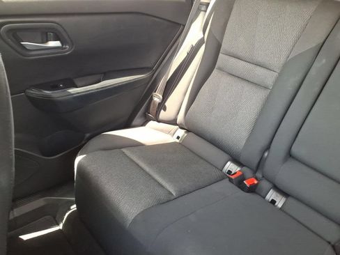 Used 2024 Nissan Rogue SV FWD image 16