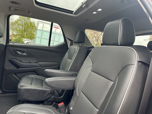 Used 2021 Chevrolet Traverse High Country FWD image 19
