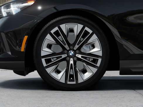 New 2026 BMW i5 eDrive40 image 7
